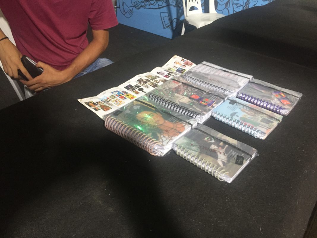 Também tinha agendas para vender